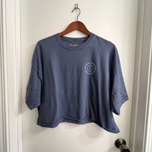 sand cloud cropped tee